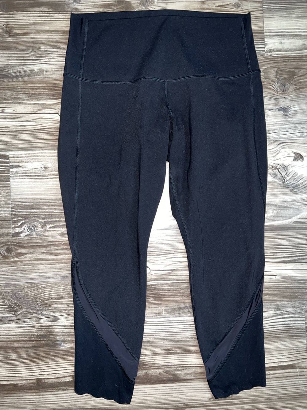 Lululemon Wunder Under High-Rise Crop Updated Scallop Full-On Luxtreme Black